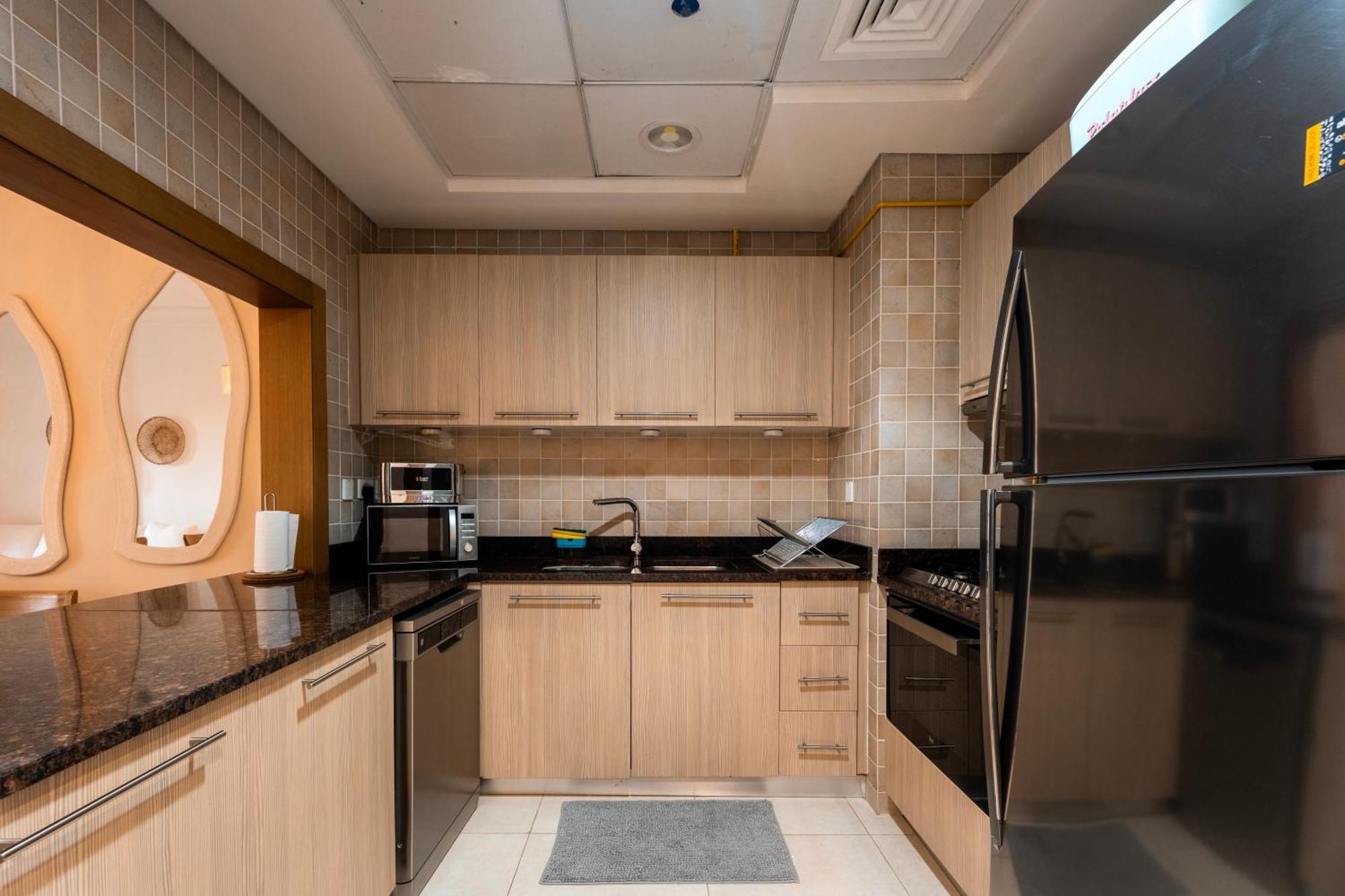Apartment Glamorous Modern 2bhk In Yas Island 324 *